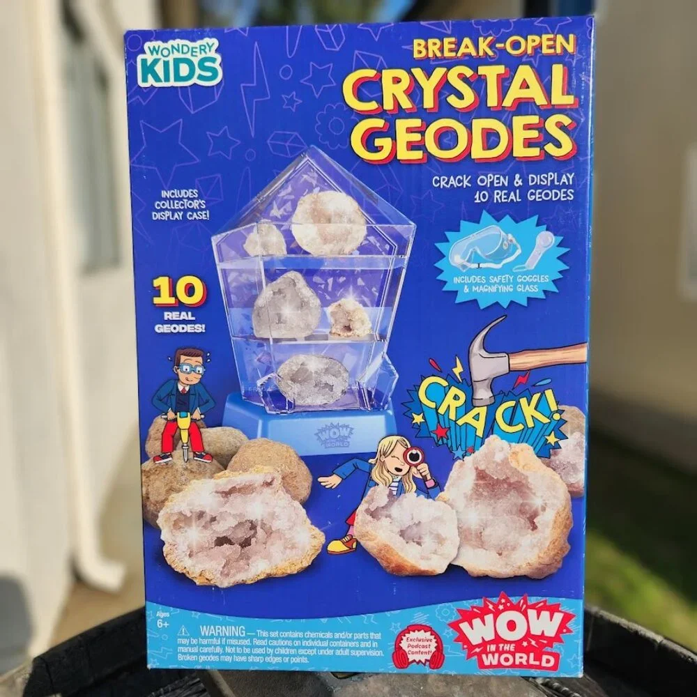 WOW in the World Crystal 10 Geodes STEM Science Kit Set Rocks Bundle Geology Gem